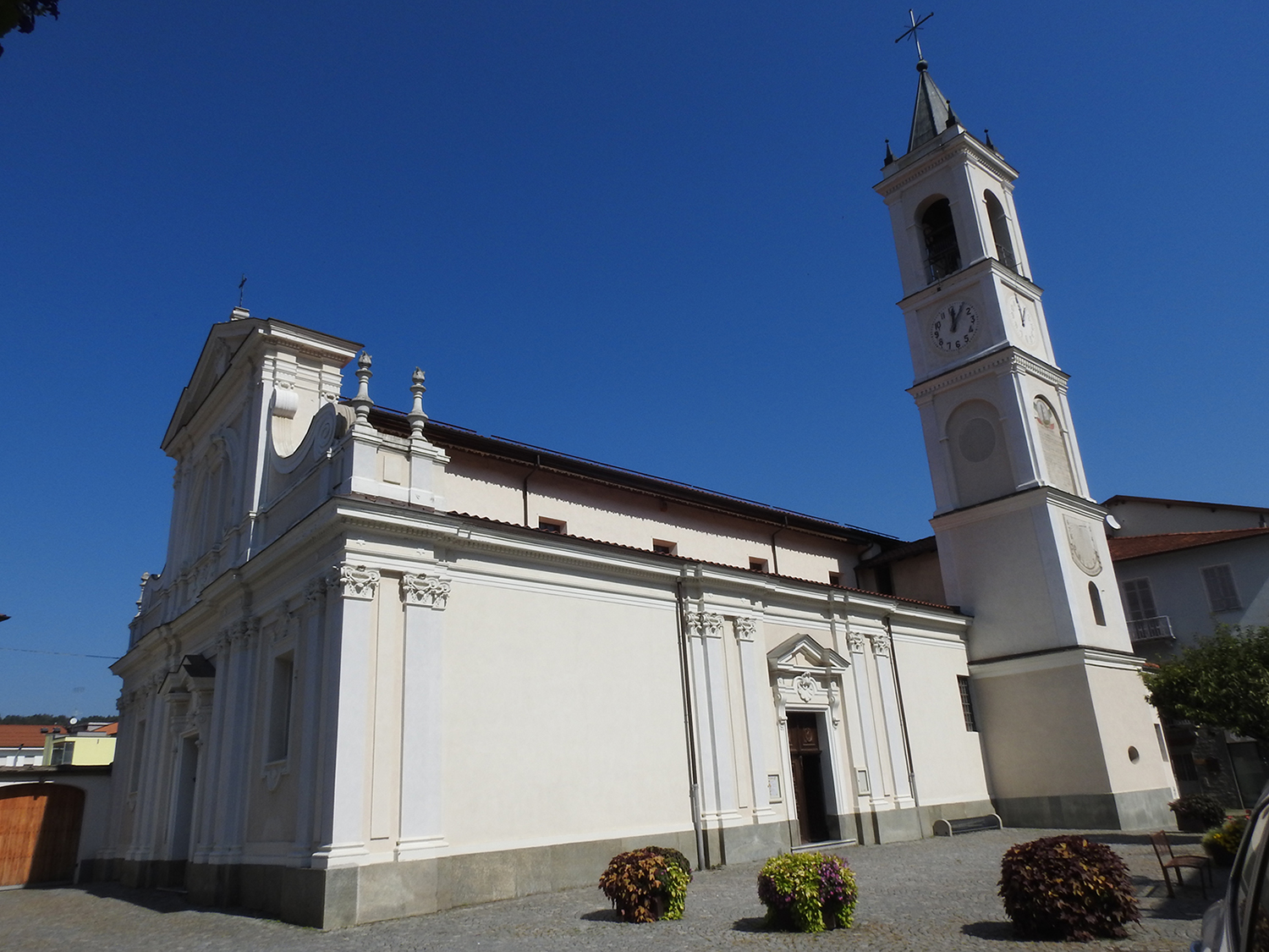 Chiesa Parrocchiale Della Visitazione Di Maria Vergine Chiesa Parrocchiale Visitazione di Maria Vergine - Vermenagna-Roya