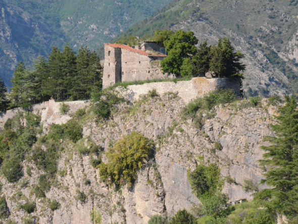 Vestiges du château médiéval de Piène